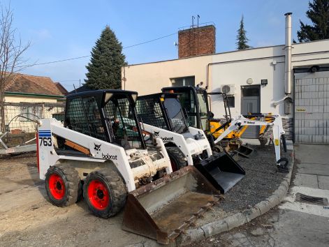 bobcat_ek.jpg bobcat_ek.jpg
